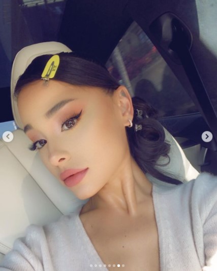 28歳になったアリアナに多くのセレブ達も祝福（画像は『Ariana Grande　2021年6月25日付Instagram』のスクリーンショット）