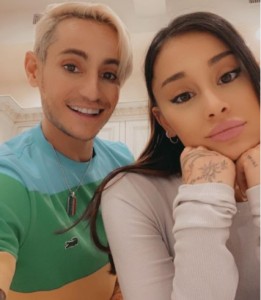 アリアナの異父兄フランキーさんが公開したツーショット（画像は『Frankie James Grande　2021年6月26日付Instagram「Ariana you are always there for me, you lift me up when I am down, you make me smile and laugh until my cheeks hurt, and you bring me and everyone you meet such joy」』のスクリーンショット）