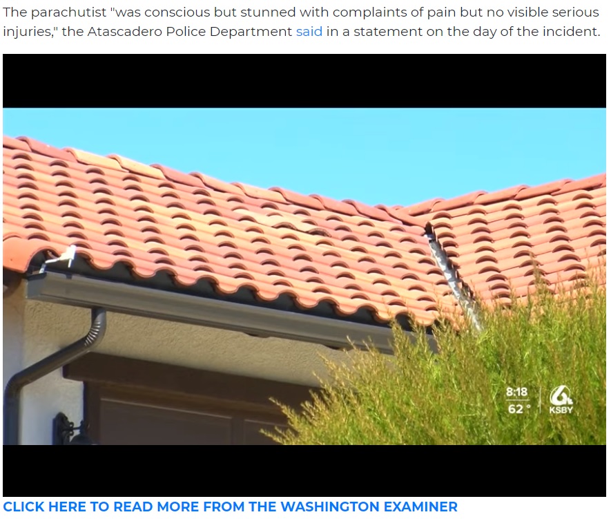 屋根は瓦で覆われており、兵士は勢いよく着陸してしまったようだ（画像は『Washington Examiner　2021年7月12日付「Paratrooper smashes through roof of California residence after chute failure」』のスクリーンショット）