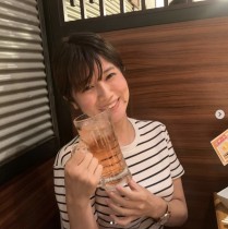 【エンタがビタミン♪】小林礼奈「外食やっぱ、最高！」　居酒屋の激辛鍋で元気を取り戻す