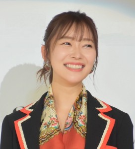 山里亮太が「一生、頭が上がらない」という指原莉乃