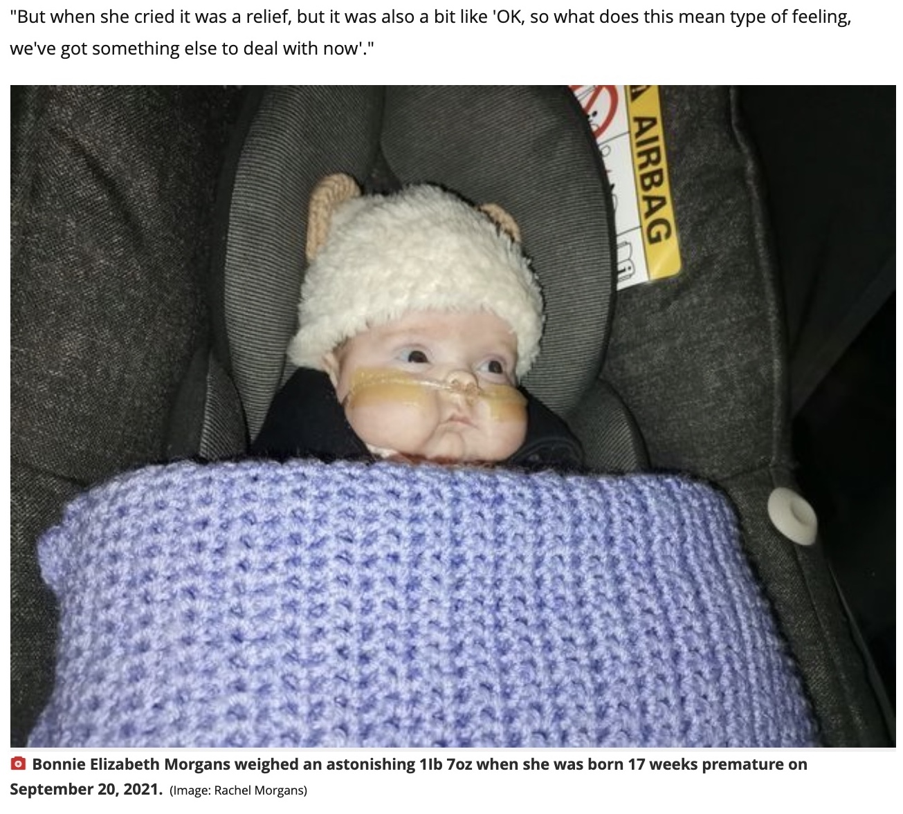 約4か月の入院生活を経て退院したボニーちゃん（画像は『Liverpool Echo　2022年1月24日付「SMiracle baby born weighing the same as one and a half tins of beans」（Image: Rachel Morgans）』のスクリーンショット）