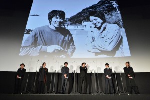 藤原竜也と松山ケンイチが笑う写真も撮っていた永瀬正敏