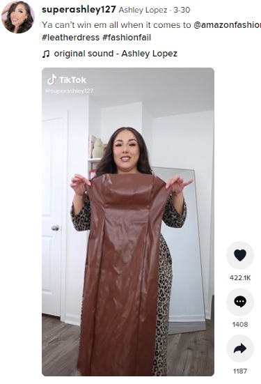 アマゾンのネットショッピングで購入したというドレス（画像は『Ashley Lopez　2022年3月30日付TikTok「Ya can’t win em all when it comes to @amazonfashion」』のスクリーンショット）