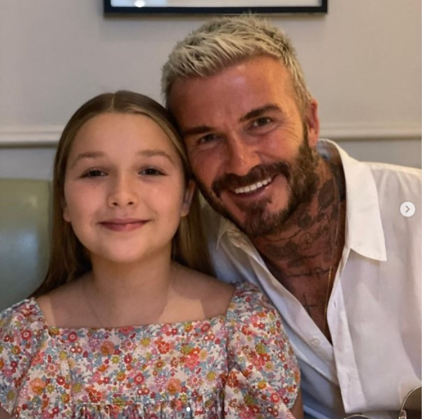 デヴィッドが愛する末っ子のハーパーちゃん（画像は『David Beckham　2021年10月11日付Instagram「Today on ＃DayOfTheGirl」』のスクリーンショット）