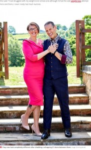 2年前とは全く別人の2人（画像は『The Daily Star　2022年6月28日付「Couple look completely different after they team up to lose whopping 27 stone」（Image: Slimming World）』のスクリーンショット）