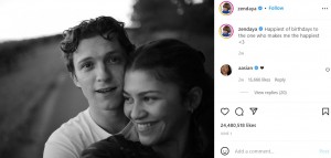 トム・ホランドの誕生日に2ショットを公開したゼンデイヤ（画像は『Zendaya　2022年6月1日付Instagram「Happiest of birthdays to the one who makes me the happiest」』のスクリーンショット）