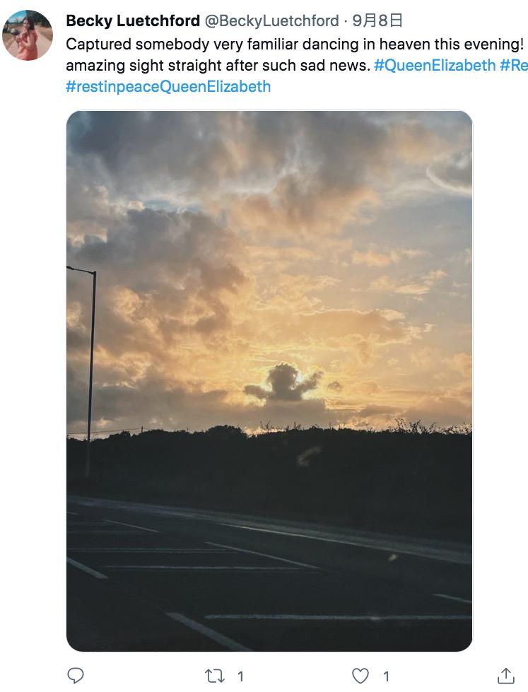 ベッキーさんが撮影した雲（画像は『Becky Luetchford　2022年9月8日付Twiter「Captured somebody very familiar dancing in heaven this evening!」』のスクリーンショット）