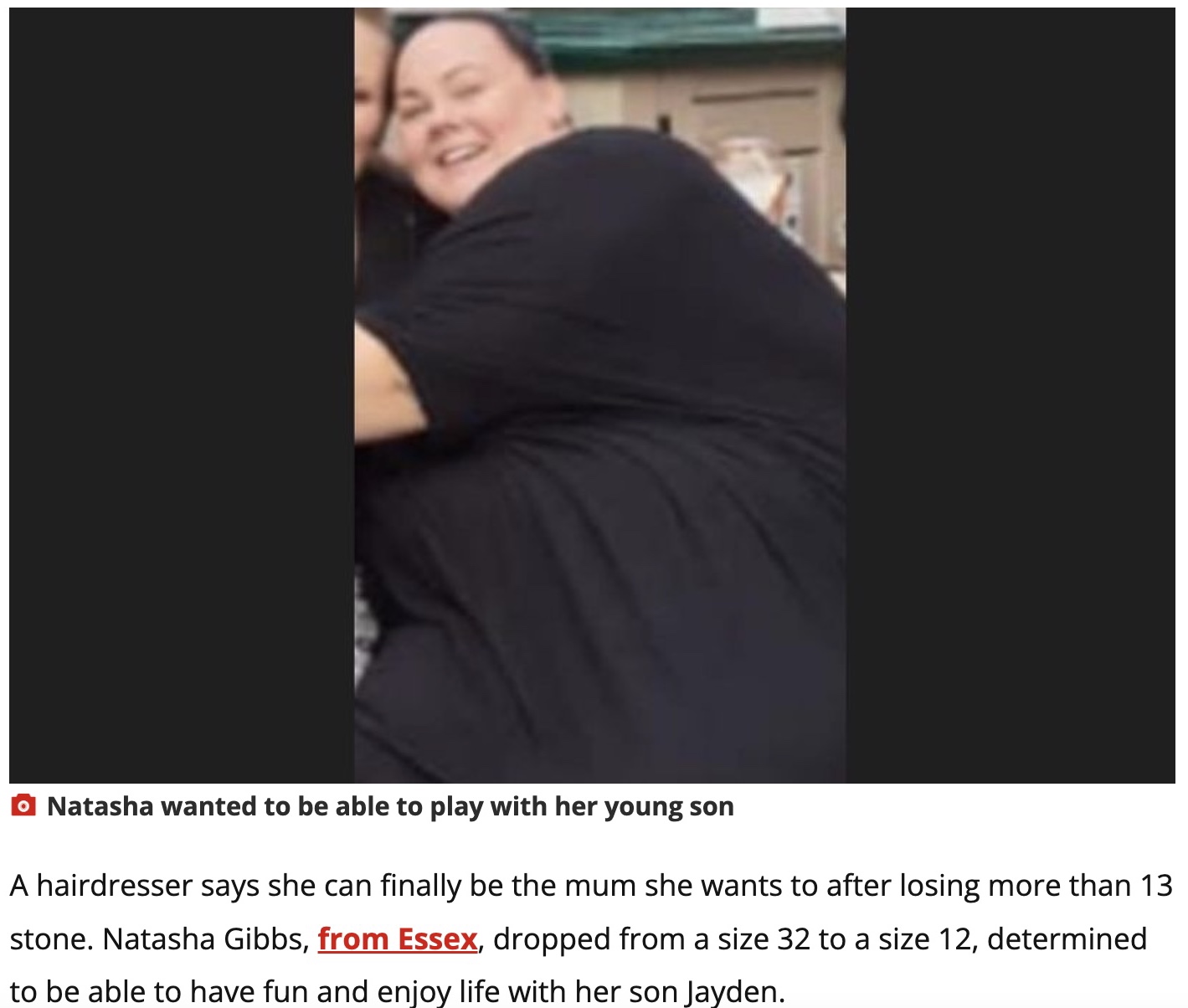 体重150キロを超えていた頃の女性（画像は『WalesOnline　2022年10月26日付「‘Dangerously overweight’ mum who couldn’t fit on rollercoaster ditches 13 stones and 10 dress sizes」』のスクリーンショット）