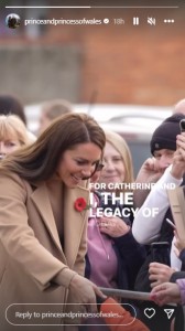 現地の人々と握手をするキャサリン皇太子妃（画像は『The Prince and Princess of Wales　2022年11月3日付Instagram』のスクリーンショット）