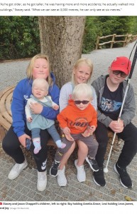 5人きょうだいのうち3人がアルビノ（画像は『WalesOnline　2023年3月15日付「‘People make rude and nasty comments about my three albino children’」（Image: PA Real Life）』のスクリーンショット）