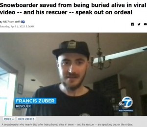 「あの時はパニック状態で恐怖に震えていたが、アドレナリンが放出されていた。自分の直感に従いできる限りのことをした」と明かすフランシスさん。彼の冷静で的確な行動がイーアンさんの命を救った（画像は『ABC7 Chicago　2023年4月1日付「Snowboarder saved from being buried alive in viral video -- and his rescuer -- speak out on ordeal」』のスクリーンショット）