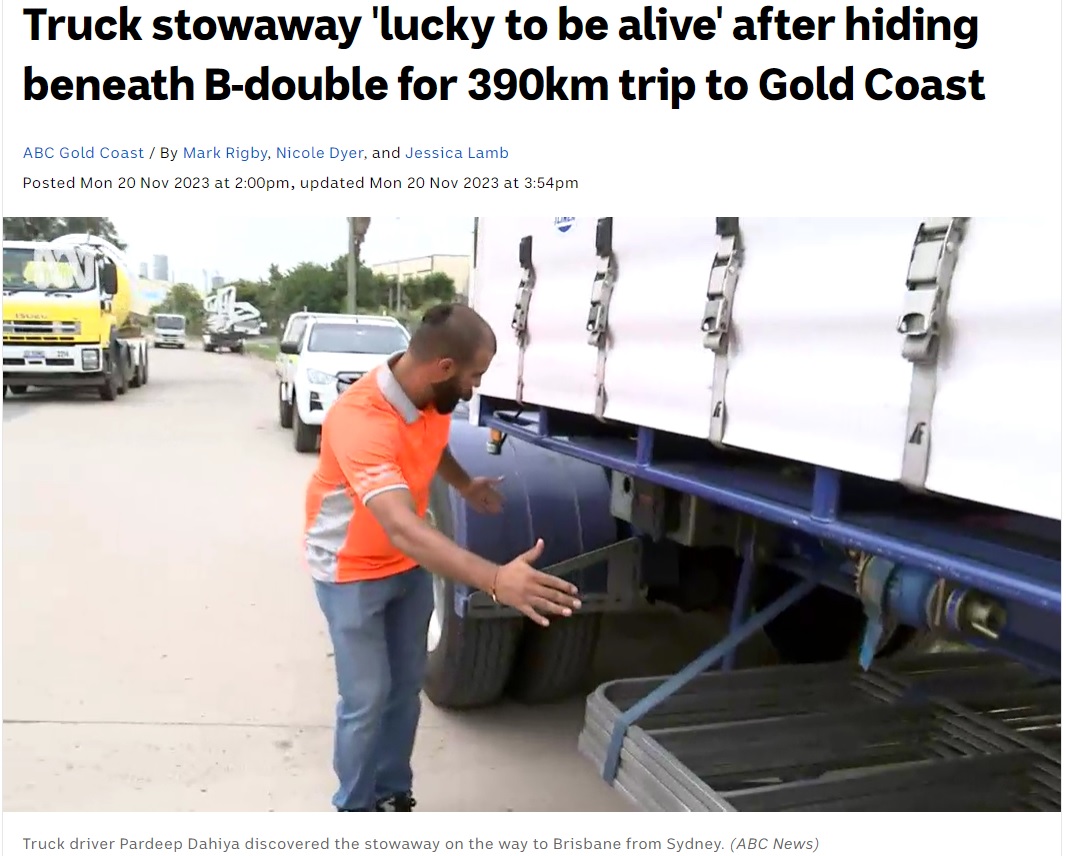 男性が入り込んだ場所について説明する運転手のパーディープさん。路面から1メートルほどしか離れていなかった（画像は『ABC（Australian Broadcasting Corporation）　2023年11月20日付「Truck stowaway ‘lucky to be alive’ after hiding beneath B-double for 390km trip to Gold Coast」（ABC News）』のスクリーンショット）