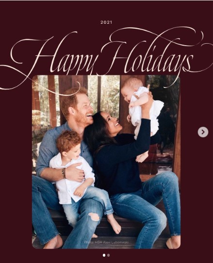 2021年に公開された、ヘンリー王子一家のクリスマスカード。夫妻はアーチー王子とリリベット王女との家族4人で米カリフォルニア州で暮らしている（画像は『Team Rubicon　2021年12月23日付Instagram「We’re grateful to Archewell Foundation and Prince Harry and Meghan,」』のスクリーンショット）