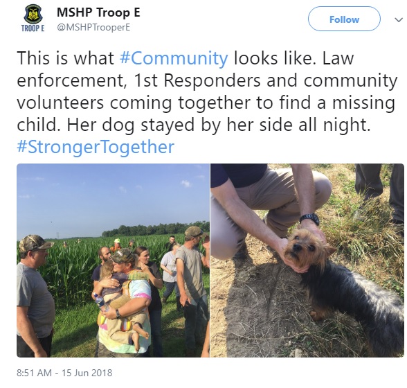 米ミズーリ州で2018年6月、3歳女児が自宅を出たまま帰宅せず、大がかりな捜索が行われた。12時間後に女児は無事保護されたが、そばを離れずに守り抜いたのは飼い犬のヨークシャー・テリアだった（『MSHP Troop E　X「This is what ＃Community looks like.」』より）