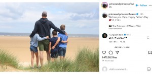 キャサリン皇太子妃が撮影した、ウィリアム皇太子と子ども達の後ろ姿。英ノーフォーク州にあるビーチを眺めている（『The Prince and Princess of Wales　Instagram「We love you, Papa.」』より）