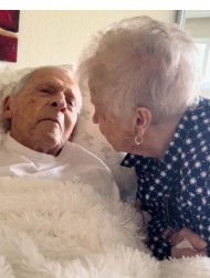 【海外発！Breaking News】69年連れ添った87歳の妻へ　病床の91歳夫が最後の“愛の言葉”（米）＜動画あり＞